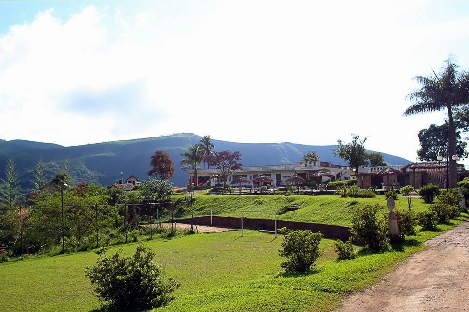 Hotel Fazenda Paraiso Da Serra Конгоняс Екстериор снимка